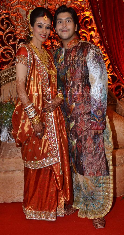 Spotted: Amitabh Bachchan, Abhishek Bachchan, Kajol, Kiran Rao at Bappa Lahiri’s Wedding Reception