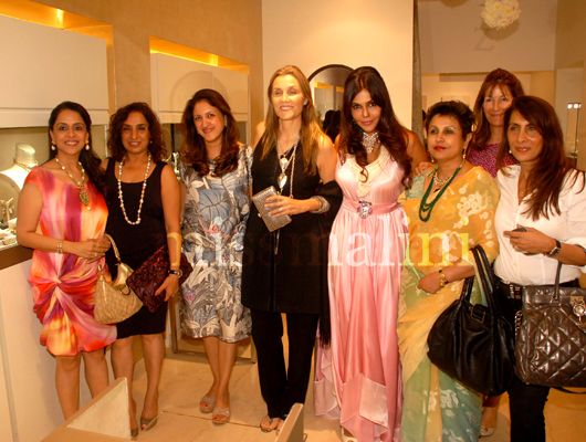 Sabina Chona, Neelam Talreja, Anjali Talwar, Connie Bickson, Nisha JamVwal, Neeru Bickson, Kathy Le Ferve, Neena Advani