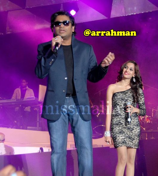 A R Rahman and Shweta Pandit perform live