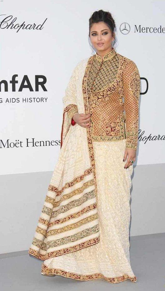 Aishwarya Rai Bachchan in Abu Jani & Sandeep at the amfAR gala