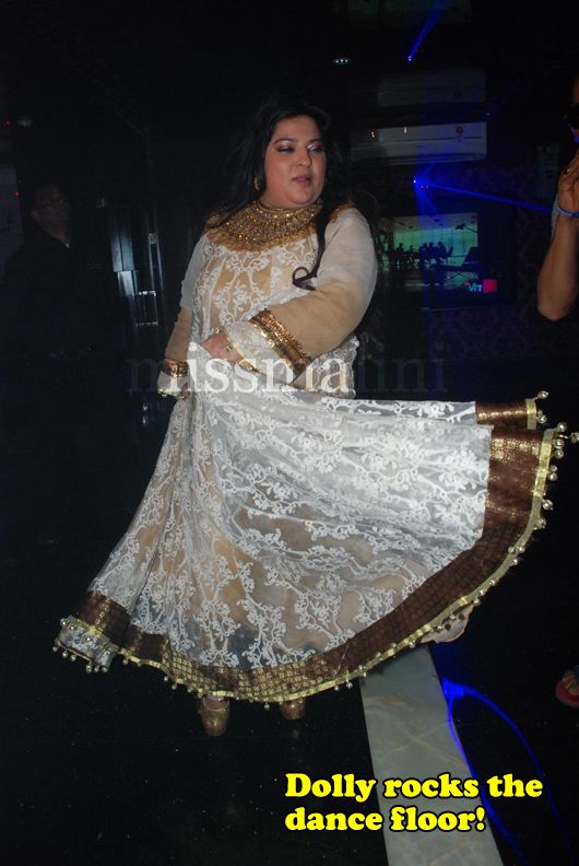 Dolly twirls on the dancefloor