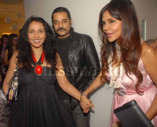 Suchitra Krishnamoorti, Chandrachur Singh, Nisha JamVwal