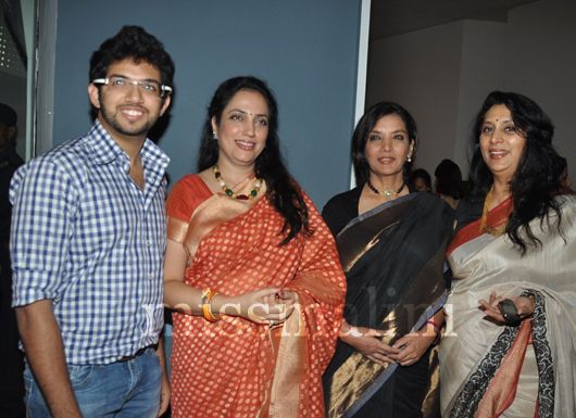 Aditya and Rashmi Thackeray with Shabana Azmi and Uttara