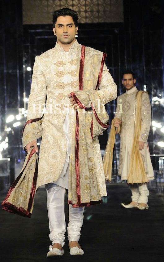 Arjun and Anjalee Kapoor's outfit for the Groom