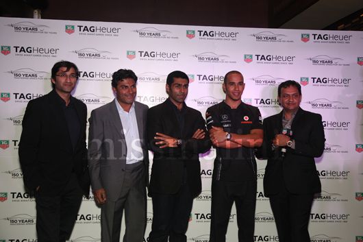 Asif Kapadia, Manish Pandey, Karun Chandhok & Lewis Hamilton with Manishi Sanwal(GM, LVMH Watch & Jewelery India Pvt Ltd, Indian Subcontinent).