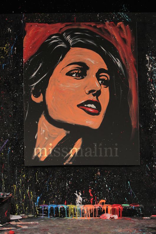 Live Painting of Nargis Fakhri created by Brian Olsen, at the Chivas Studio event in Delhi