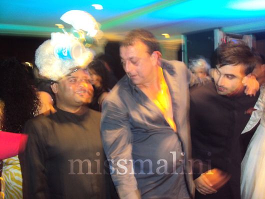 Sanjay Dutt and Ranbir Kapoor check out my headgear