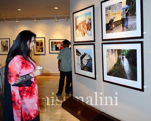 Poonam Dhillon views Shantanu Das's photos of Udvada