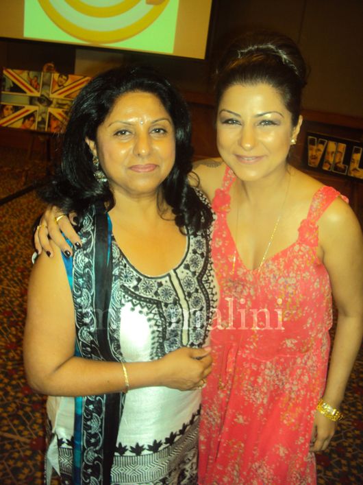 Hard Kaur with her mother