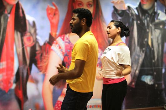 This is how we do it: Prabhudeva and Sonakshi Sinha