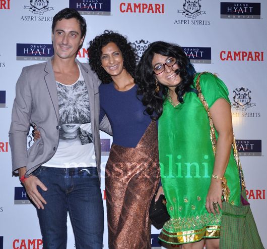 Poorna Jagannathan and Niharika Khan with a friend