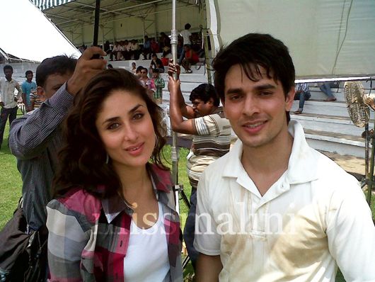 Snapperazzi! Here’s Kareena Kapoor shooting for the Limca Commercial