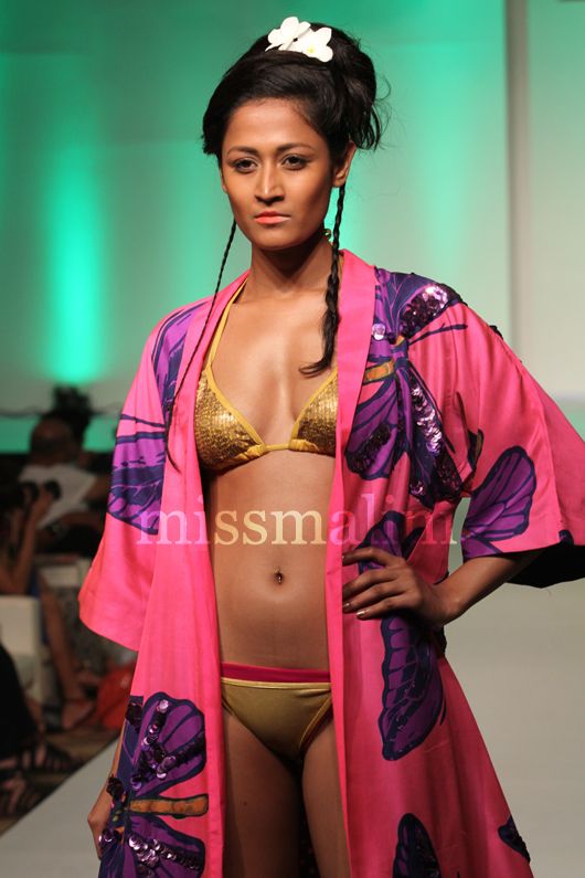 Model Surelee Joseph in Anupamaa by Anupama Dayal at India Resort Fashion Week