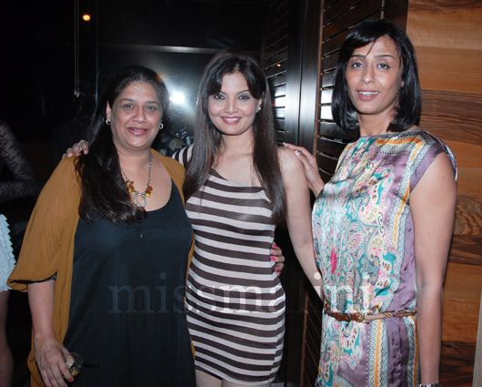 Mohini (owner of Mangiamo) with Deepshika Nagpal and  Achint Kaur