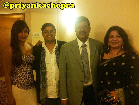 IIFA Awards Alert: Priyanka Chopra Enjoys the Awards With Her Family