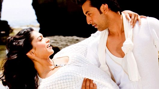 Bollywood Gossip: Deepika Padukone and Ranbir Kapoor Getting Mushy in Manali?