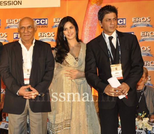 Yash Chopra with Katrina Kaif and Shah Rukh Khan