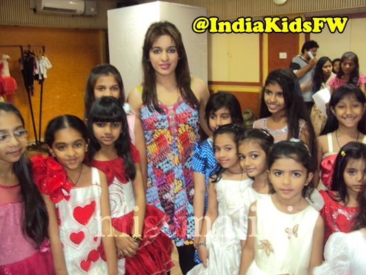 Sagarika Goel of Coochhie Coo with her models
