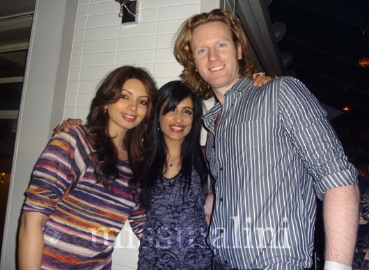 Shama Sikandar, Shibani Kashyap and Alexx Oneil