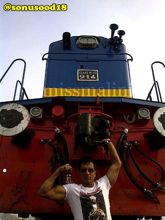 Dabangg Actor, Sonu Sood, Stops a Railway Locomotive in its Tracks