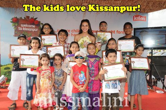 Tara Sharma with Kissanpur winners