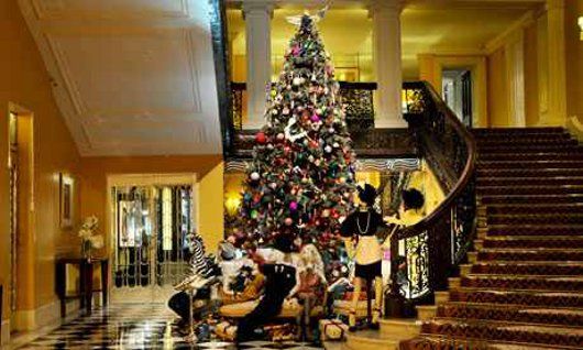 Claridge's Christmas'11 tree by Alber Elbaz for Lanvin
