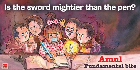 The iconic Amul girl makes a strong statement on the Jaipur Literature Festival 2012
