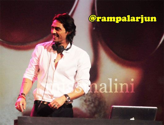 Arjun Rampal, The DJ!