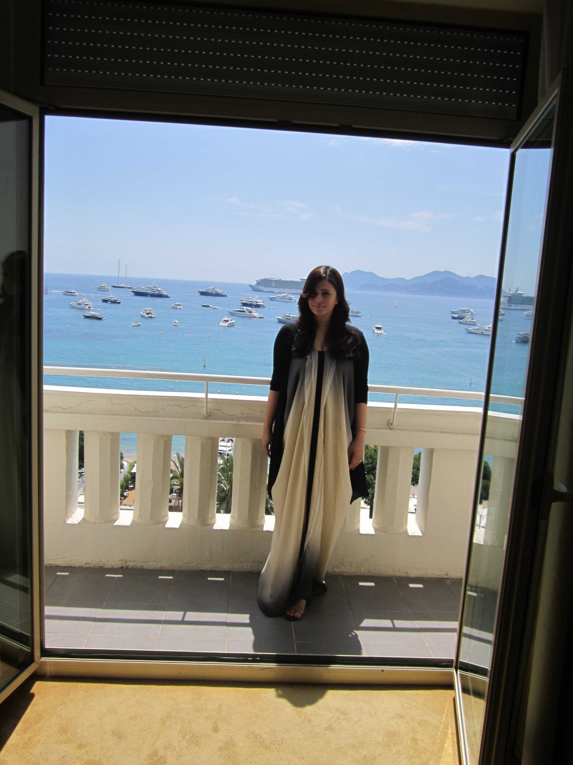 What Aishwarya Rai Bachchan Wore For Her First Appearance at Cannes 2012