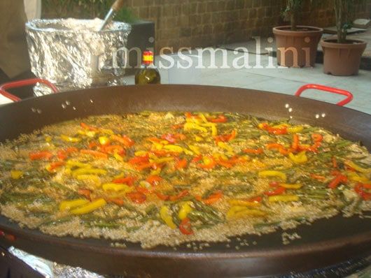 The end result was just perfect looking Paella!