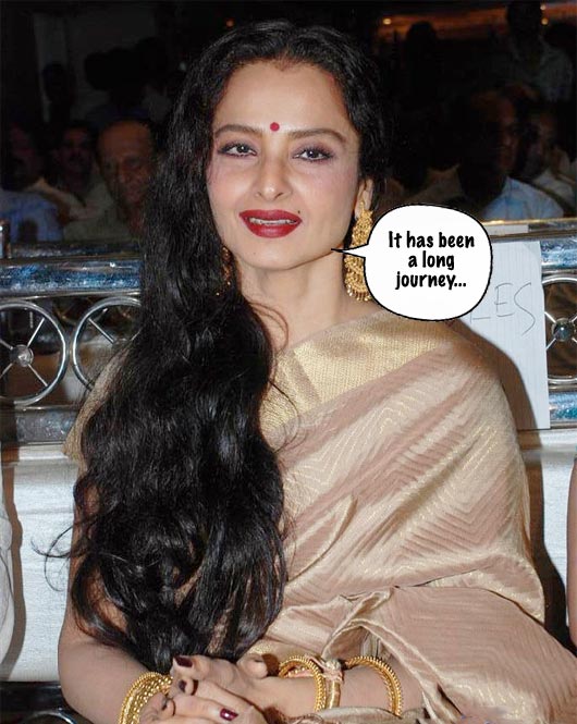 Rekha Given ‘Outstanding Achievement in Indian Cinema’ at IIFA 2012!