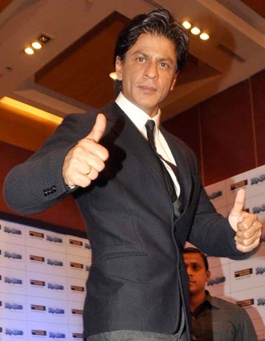 You too can get six pack abs like Shah Rukh Khan :-) - Rediff.com
