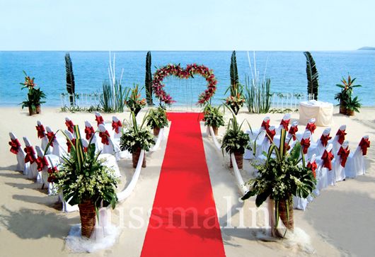 Sea-side weddings can be planned by Over The Rainbow