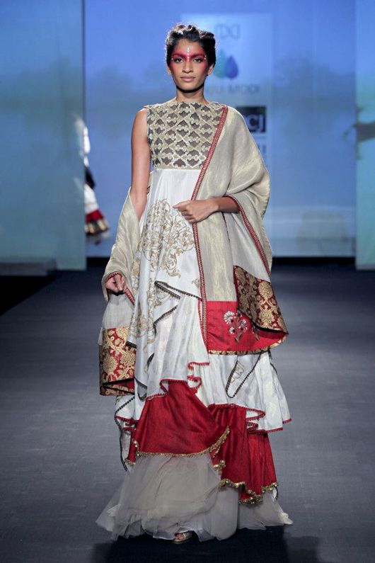 Anju Modi at Delhi Couture Week