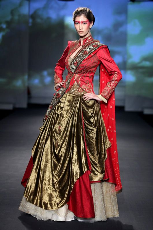 Anju Modi for Delhi Couture Week
