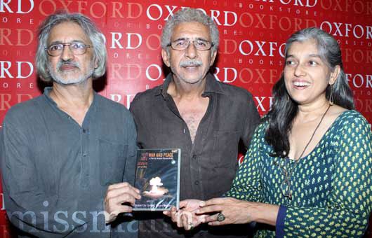 Film maker Anand Patwardhan with Nasiruddin Shah and Ratna Pathak Shah