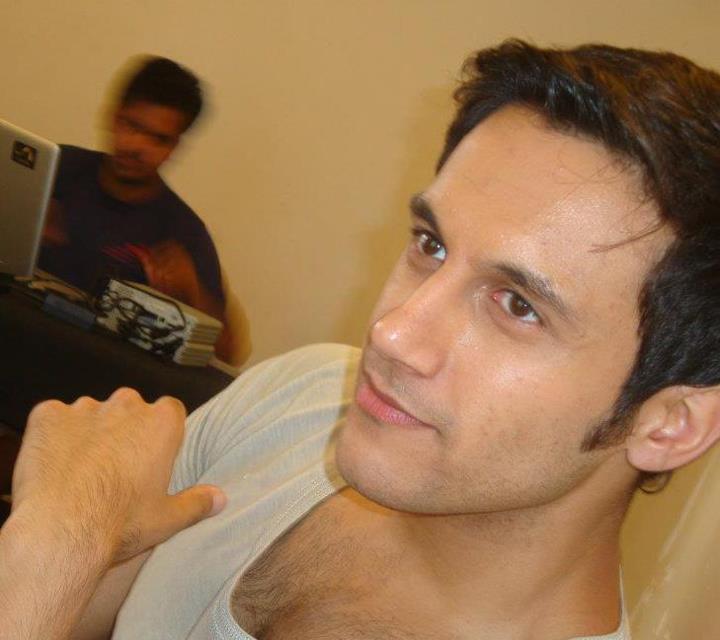 Danny Sura on the sets of "Main Aur Mr Right"
