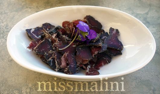 Cured moist biltong