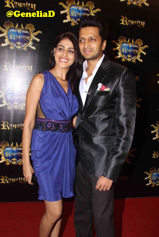 Riteish and Genelia Deshmukh Sign First Film as Husband and Wife!