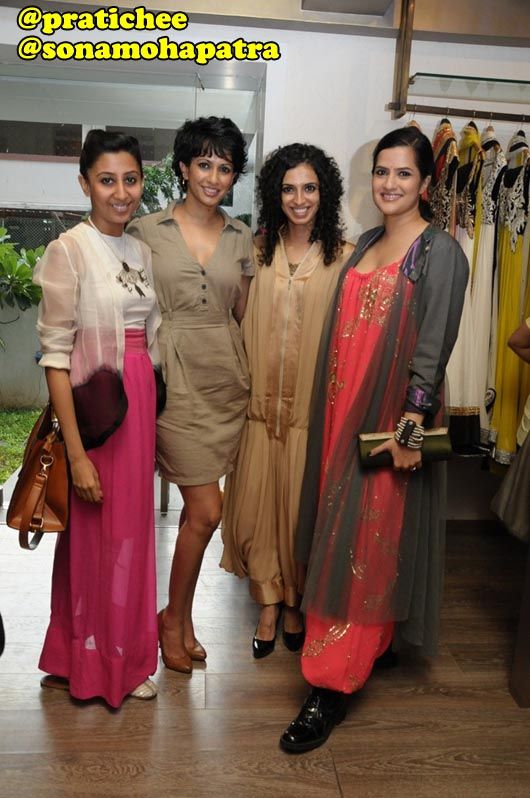 Suhanie Pittie, Pratichee, Aparna Badlani and Sona Mahapatra