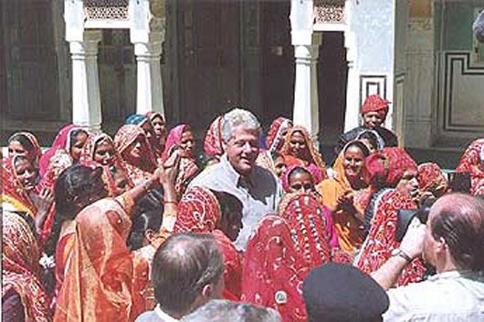 President Bill Clinton in India (photo credit: Rediff)