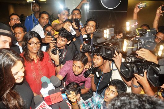 Sunny Leone surrounded by media