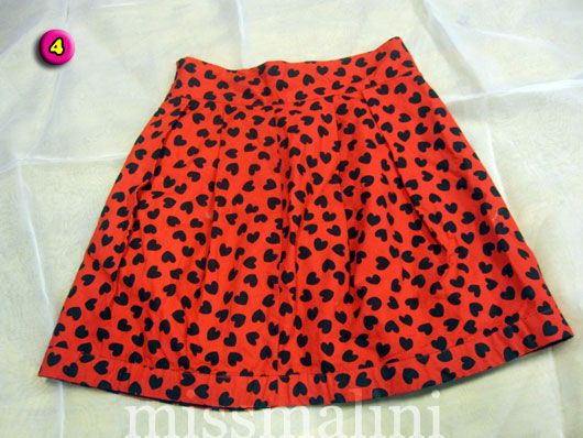 Heart print skirt