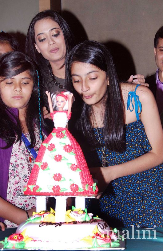 Palak Chaudhary cuts her Barbie birthday cake