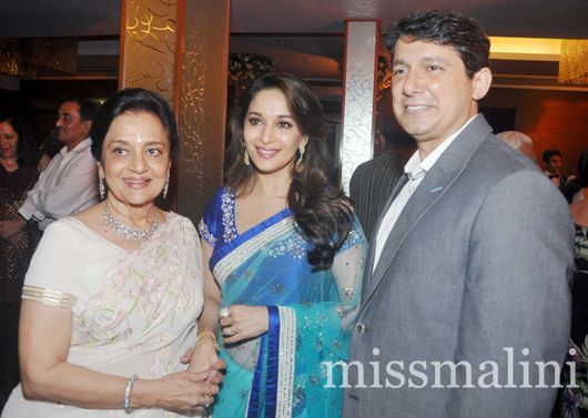 Asha Parekh with Madhuri Dixit and Dr. Sriram Nene