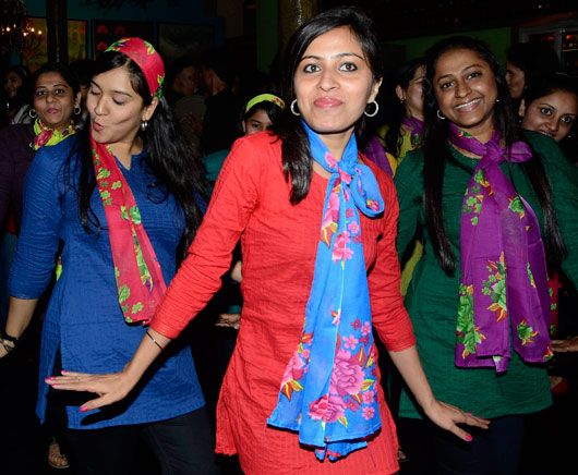 Elle & Goodearth Celebrate Kashmir, Bollywood Style!