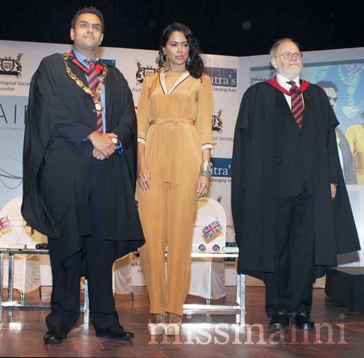 Dr. Akshay Batra, Sameera Reddy and Barry Stevens