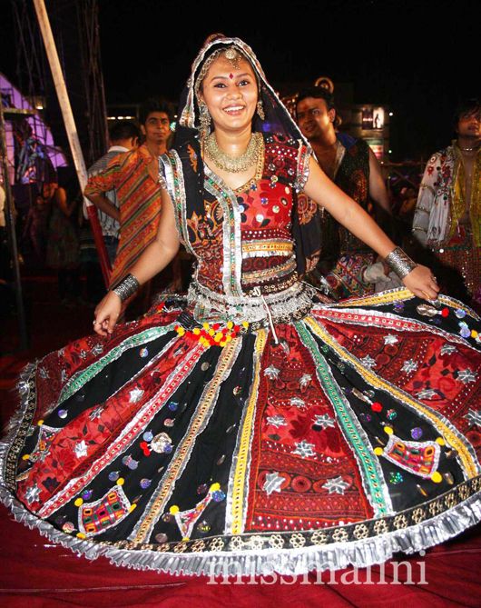 Dancers at the Dandiya