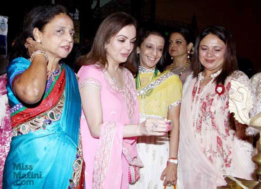 Nita Ambani lights the ceremonial lamp