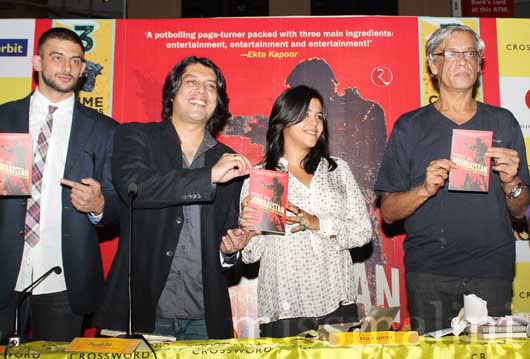 Arunoday Singh,  Piyush Jha, Ekta Kapoor and Sudhir Mishra